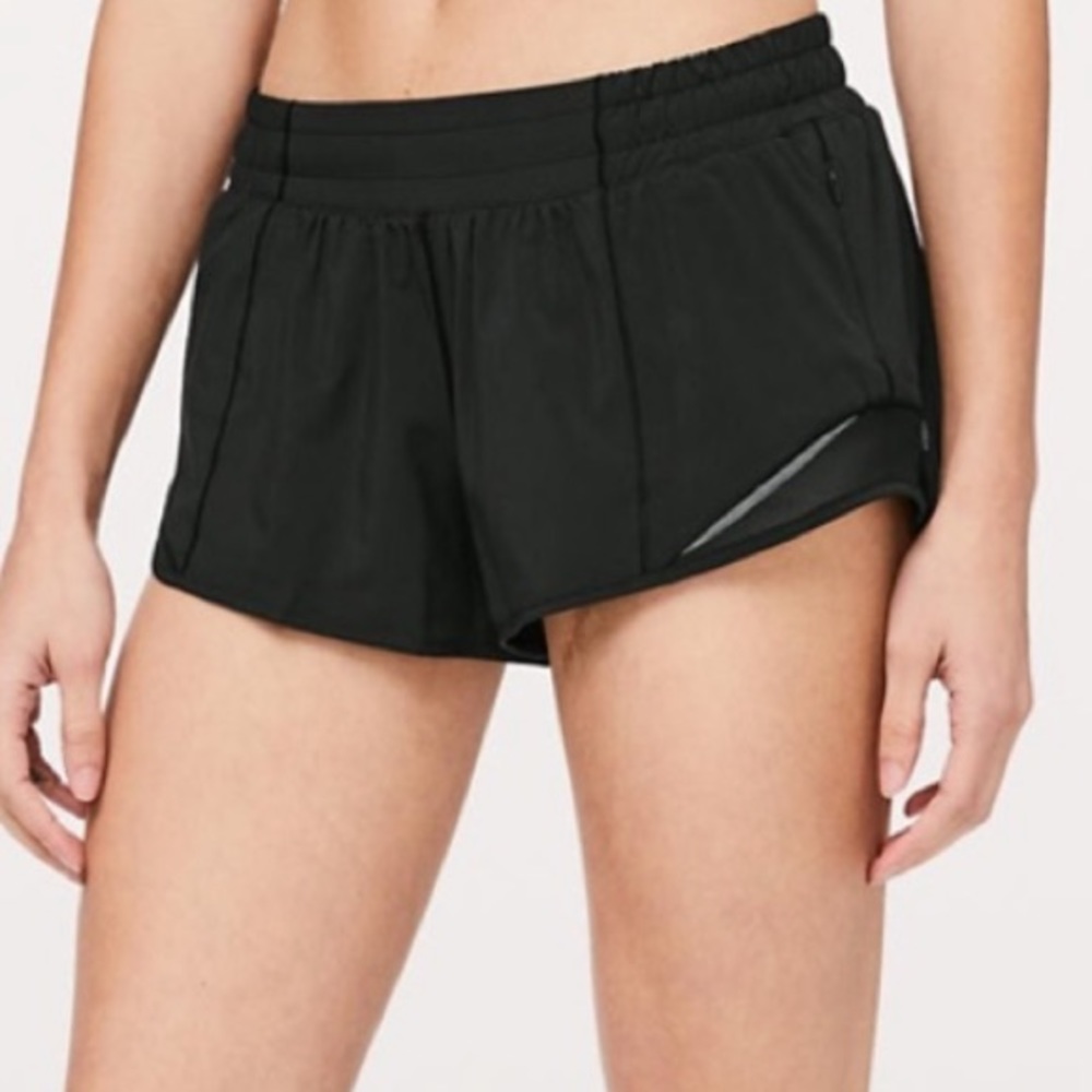 lululemon hotty hot short